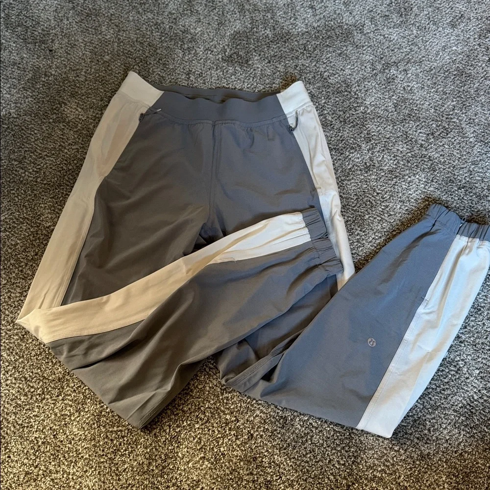 LULULEMON Adapted State High-Rise Jogger: Colourblock - Picture 2 of 4